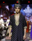 Zarvansh Noir Kurta Set
