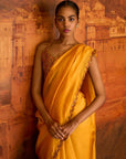 Choli Ke Peeche Saree