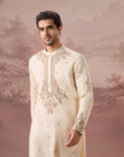 Ismat Kurta Set