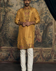 The Saada Phoolbagh Amber Kurta Set