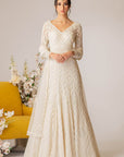 Off White Hip Fitted Gown Set