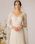 Off White Hip Fitted Gown Set