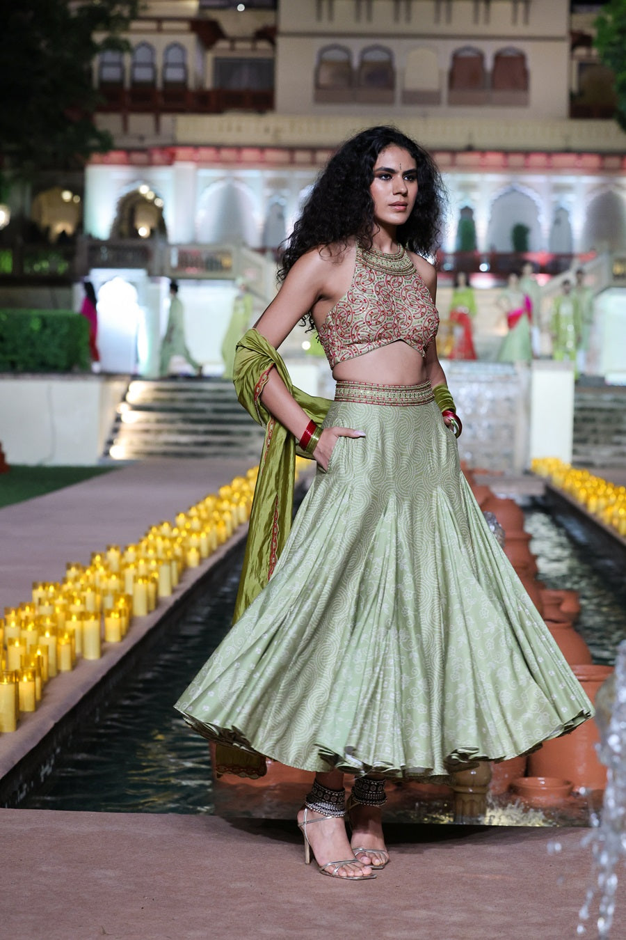 Ghagri Lehenga
Set