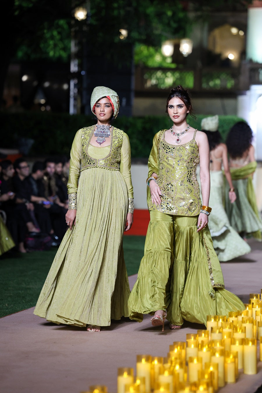 Noor Gharara Set