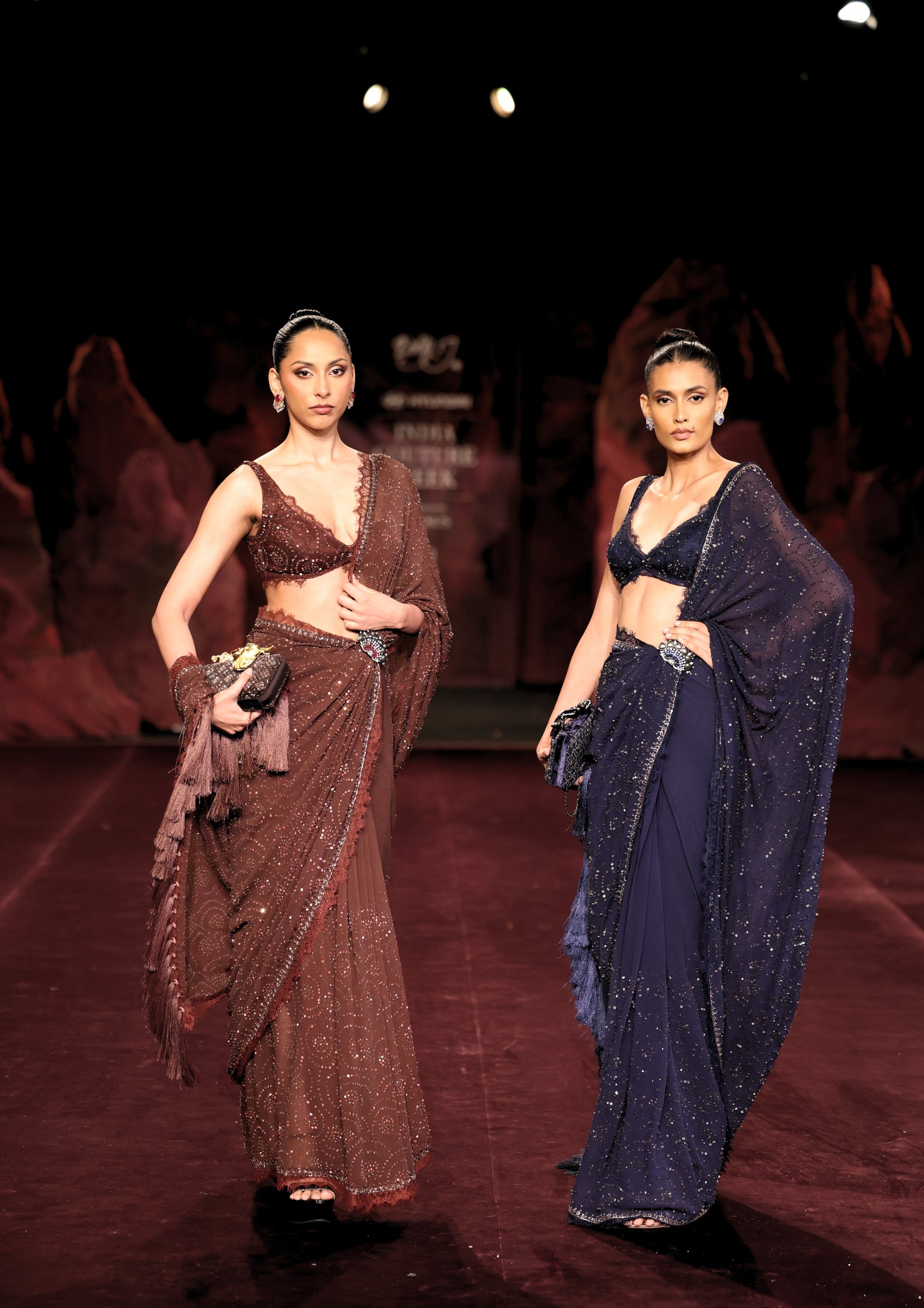 Neel Tara Saree