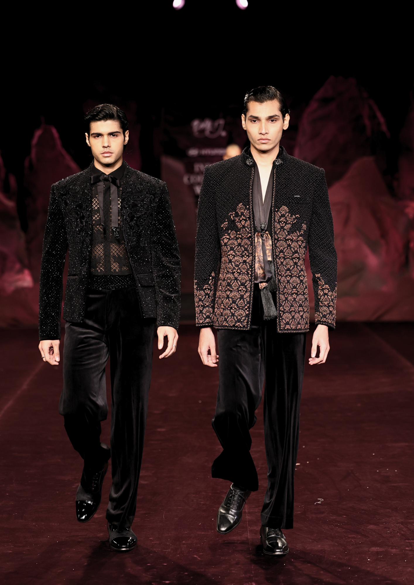 Vyom Jacket Set