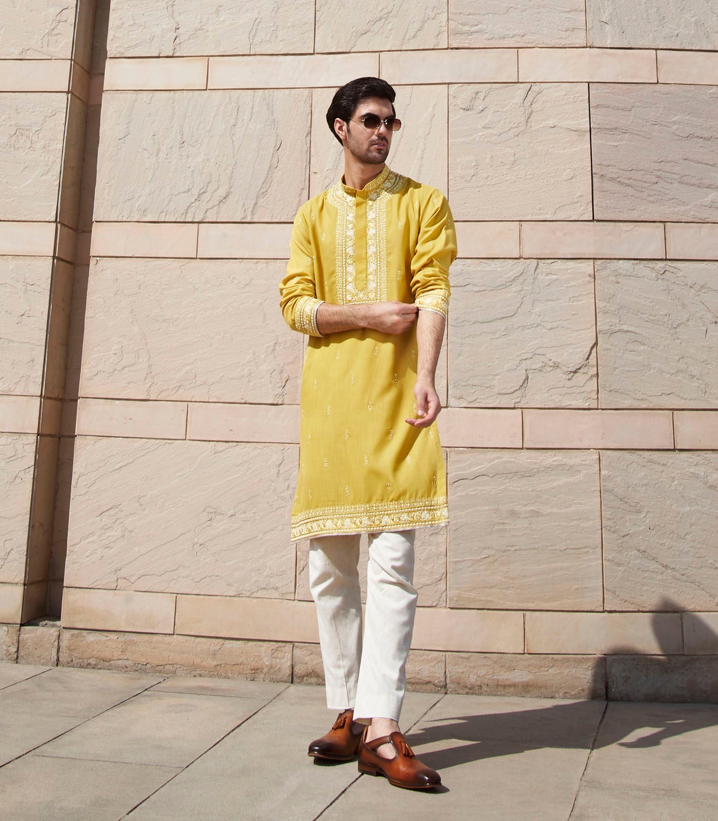 Rose Creeper With Butties Kurta Set