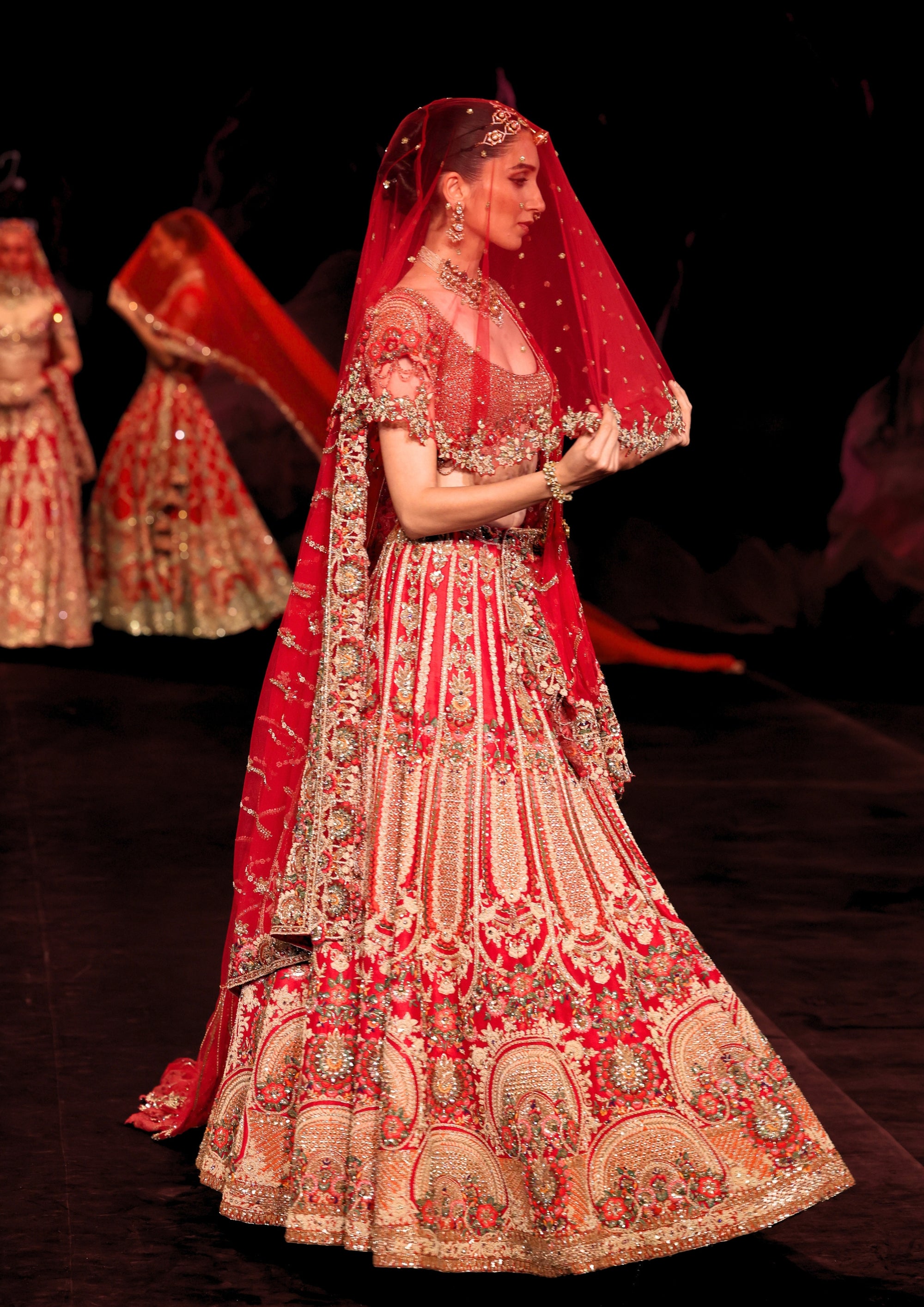 Raktashri Lehenga