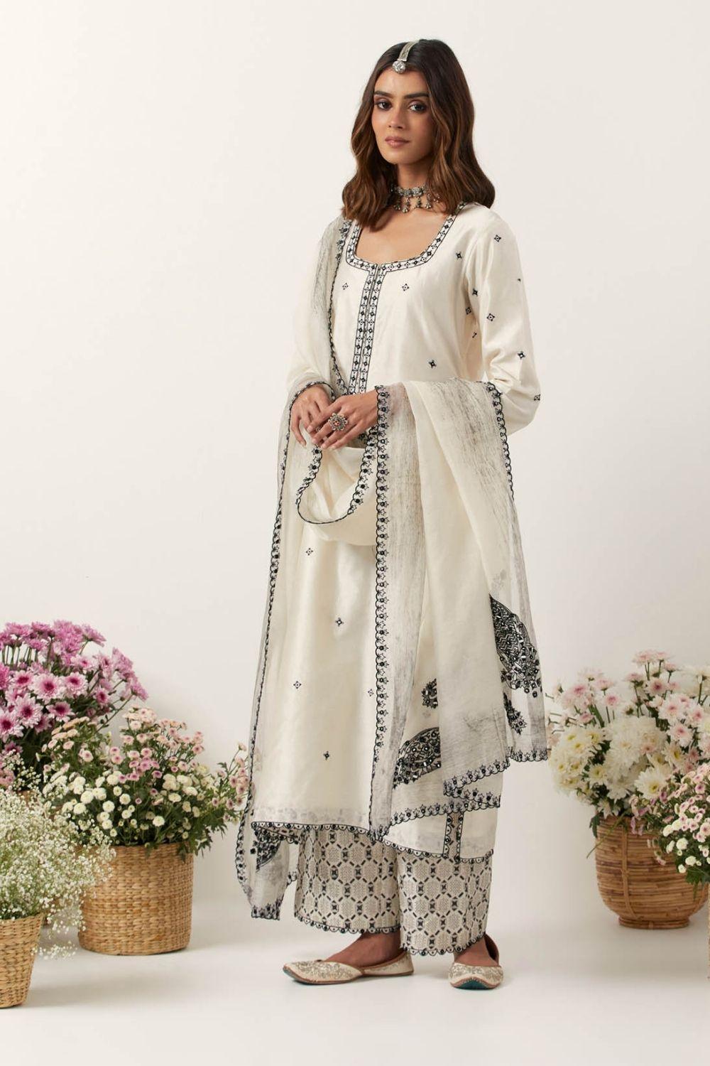 Ivory Kurta Paired With Pants &amp; Dupatta
