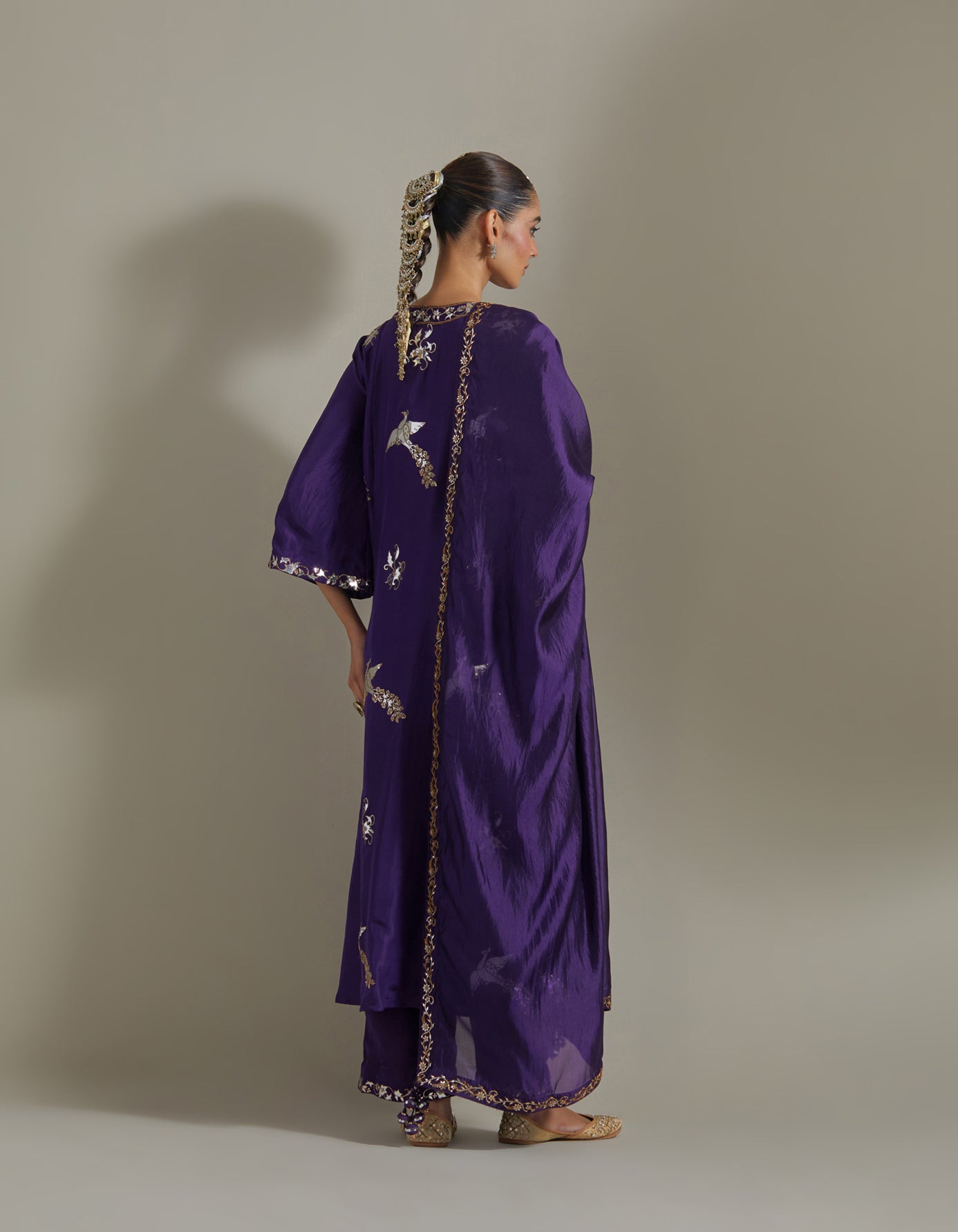 The Alia Choga Set 4