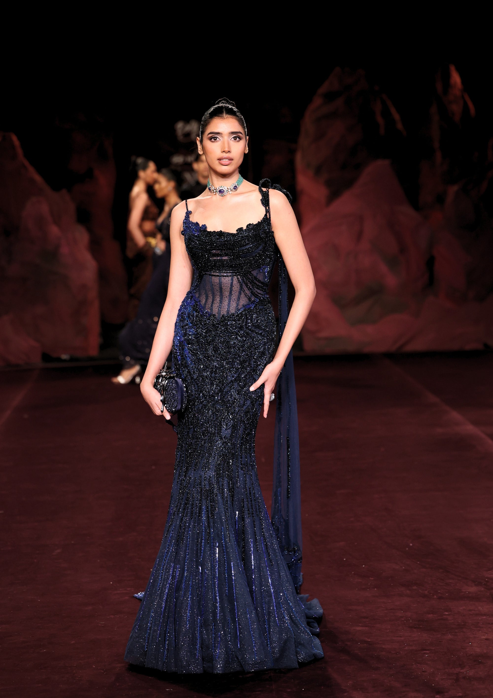 Nabhsi Gown