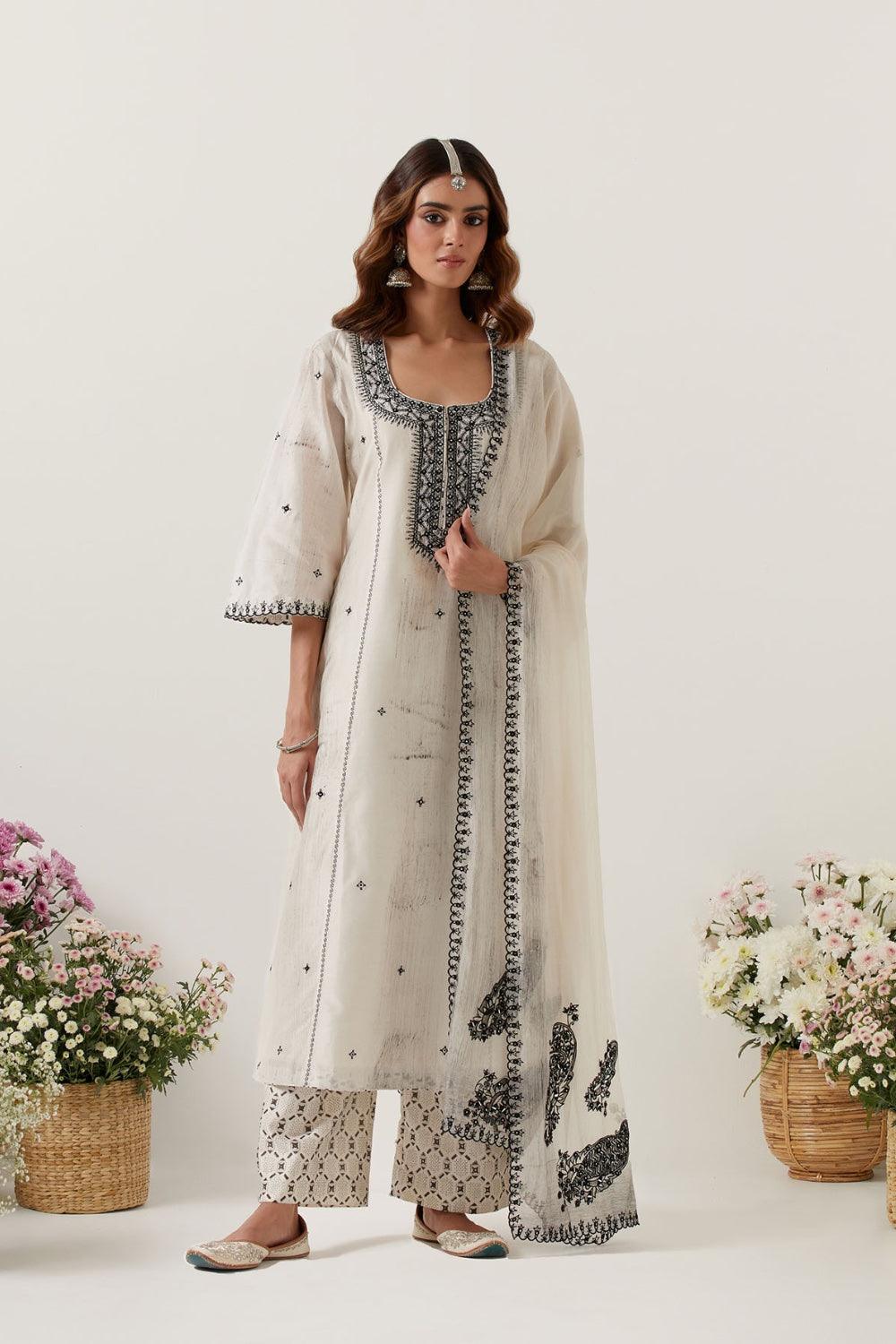 Ivory Kurta Paired With Pants &amp; Dupatta