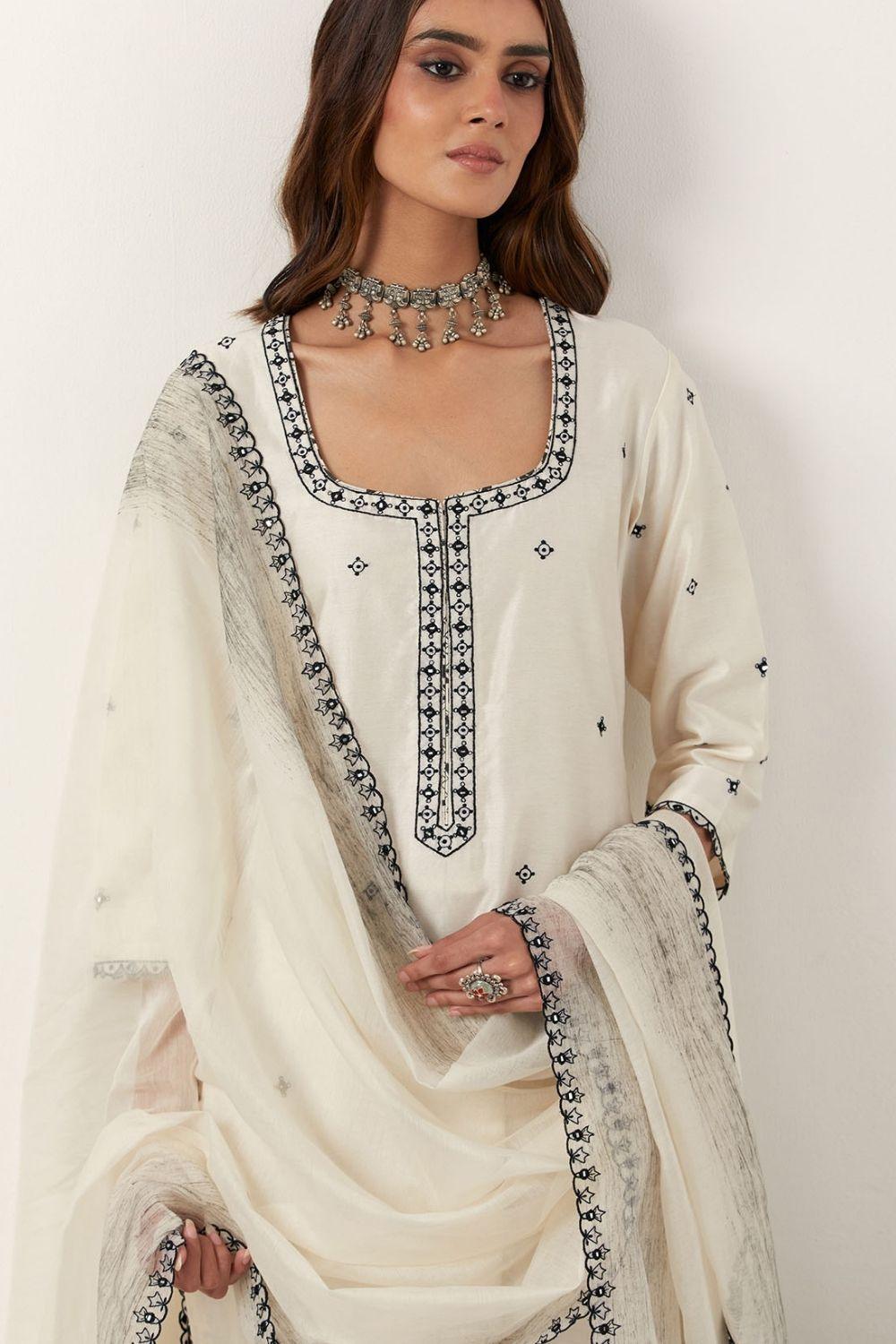 Ivory Kurta Paired With Pants &amp; Dupatta