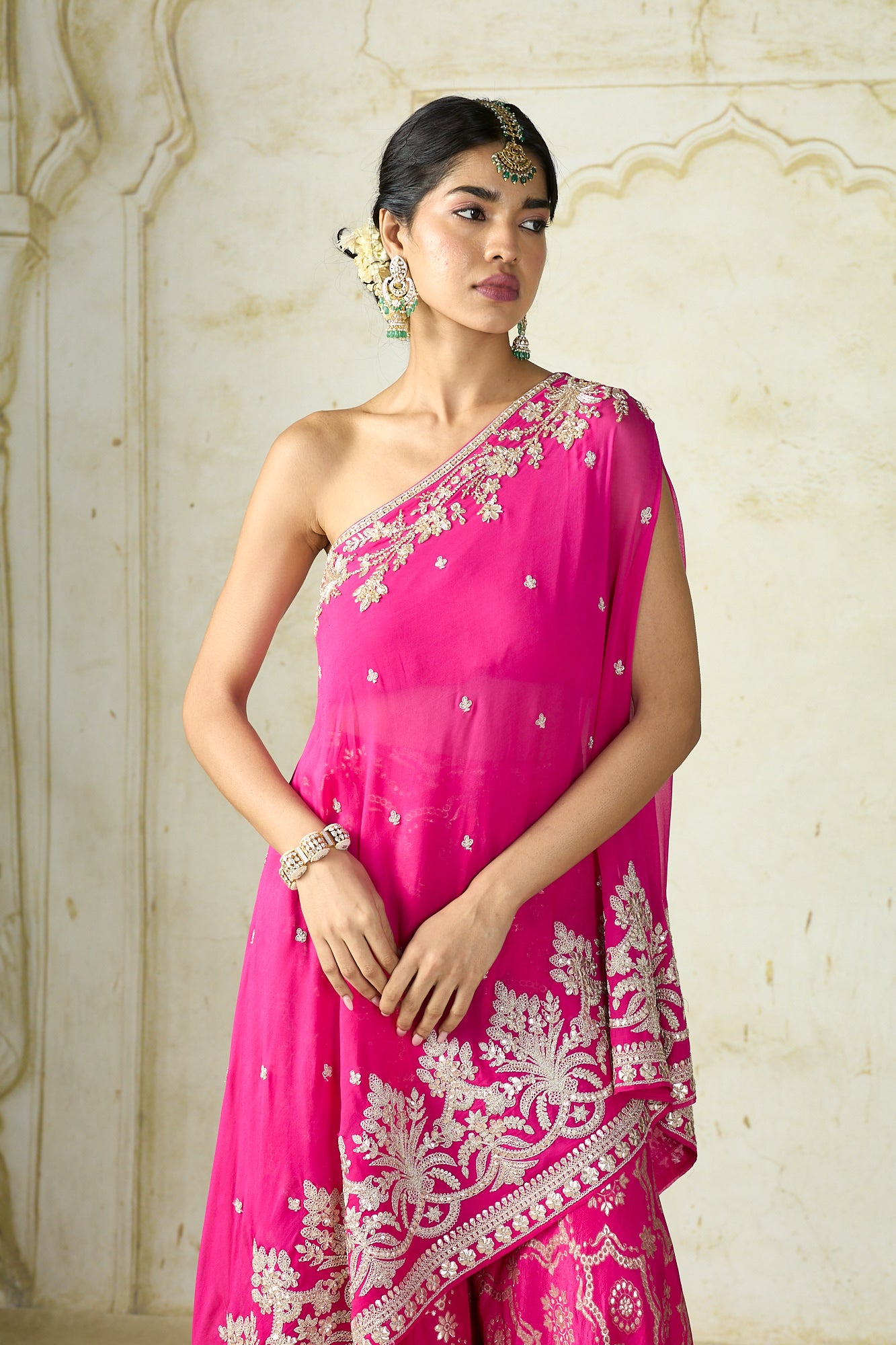 Areesha One Shoulder Set