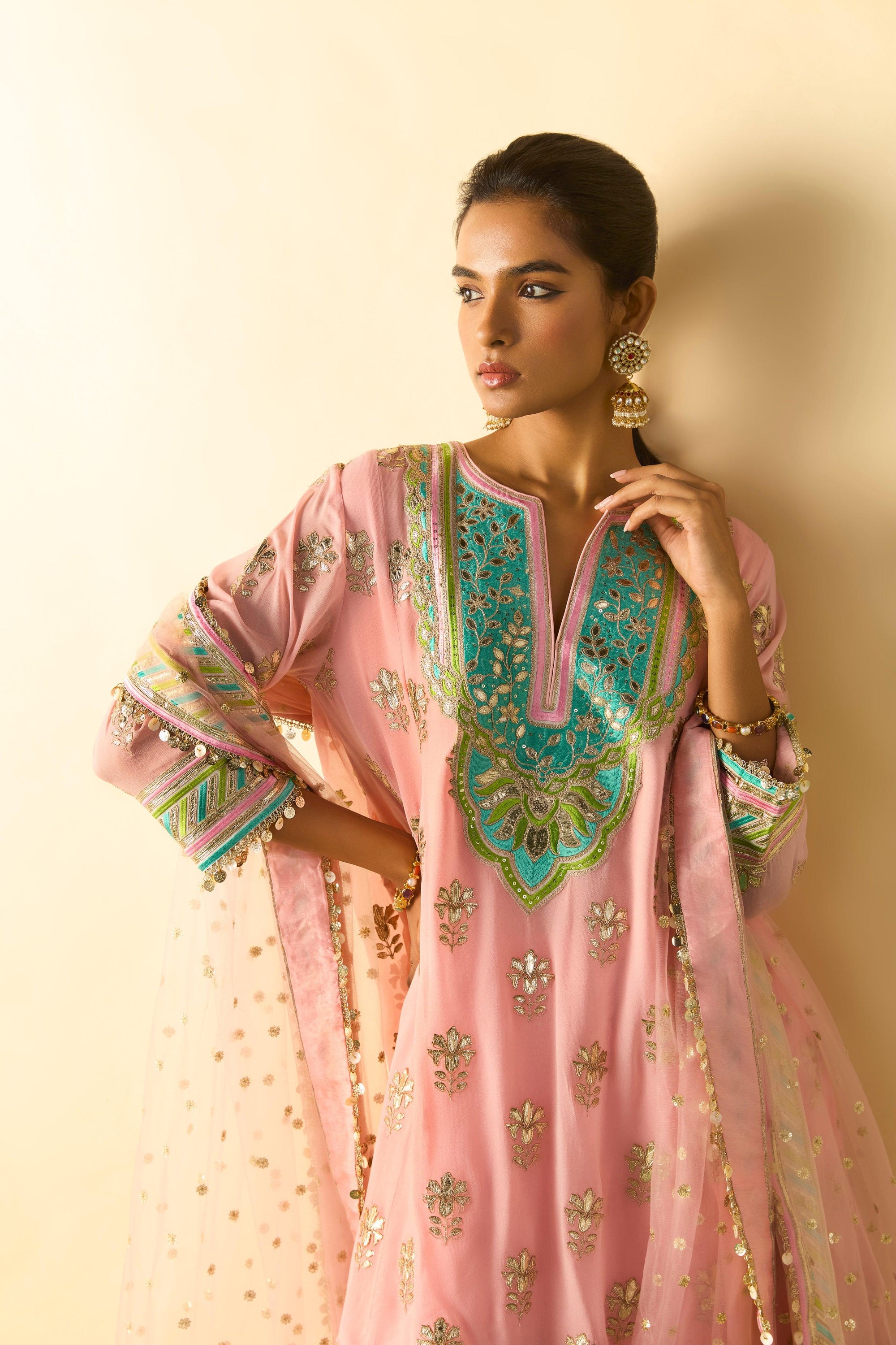 Zarnish Farshi Set - Soft Pink