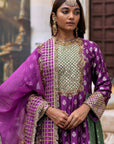 Kamandalu Suit