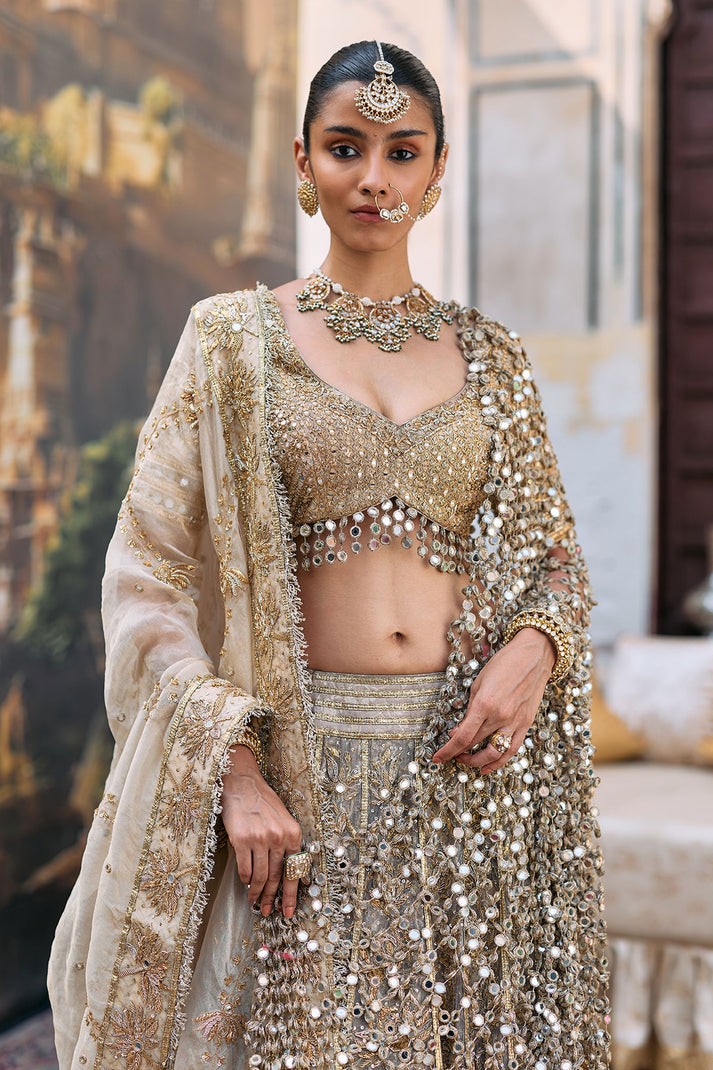 Mangalmurti Lehenga Set With Jaal
