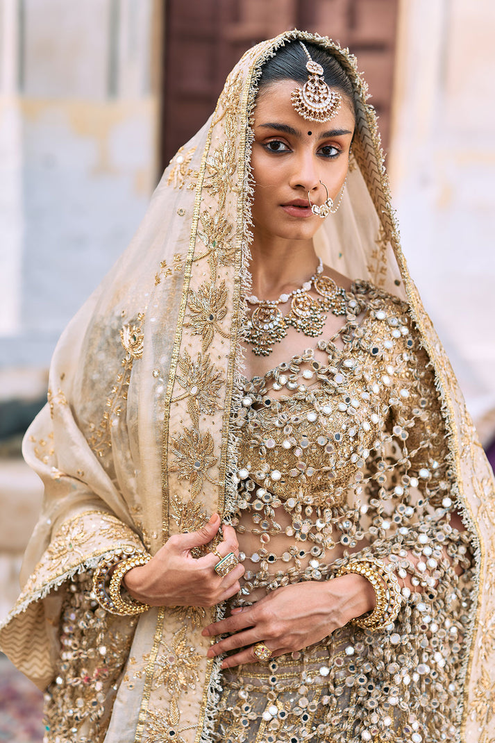 Mangalmurti Lehenga Set With Jaal