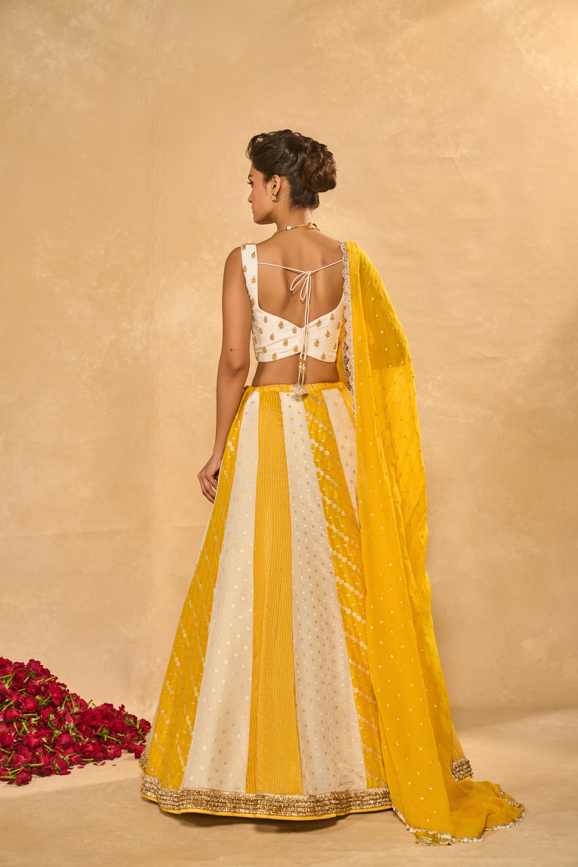 Bhumi Lehenga