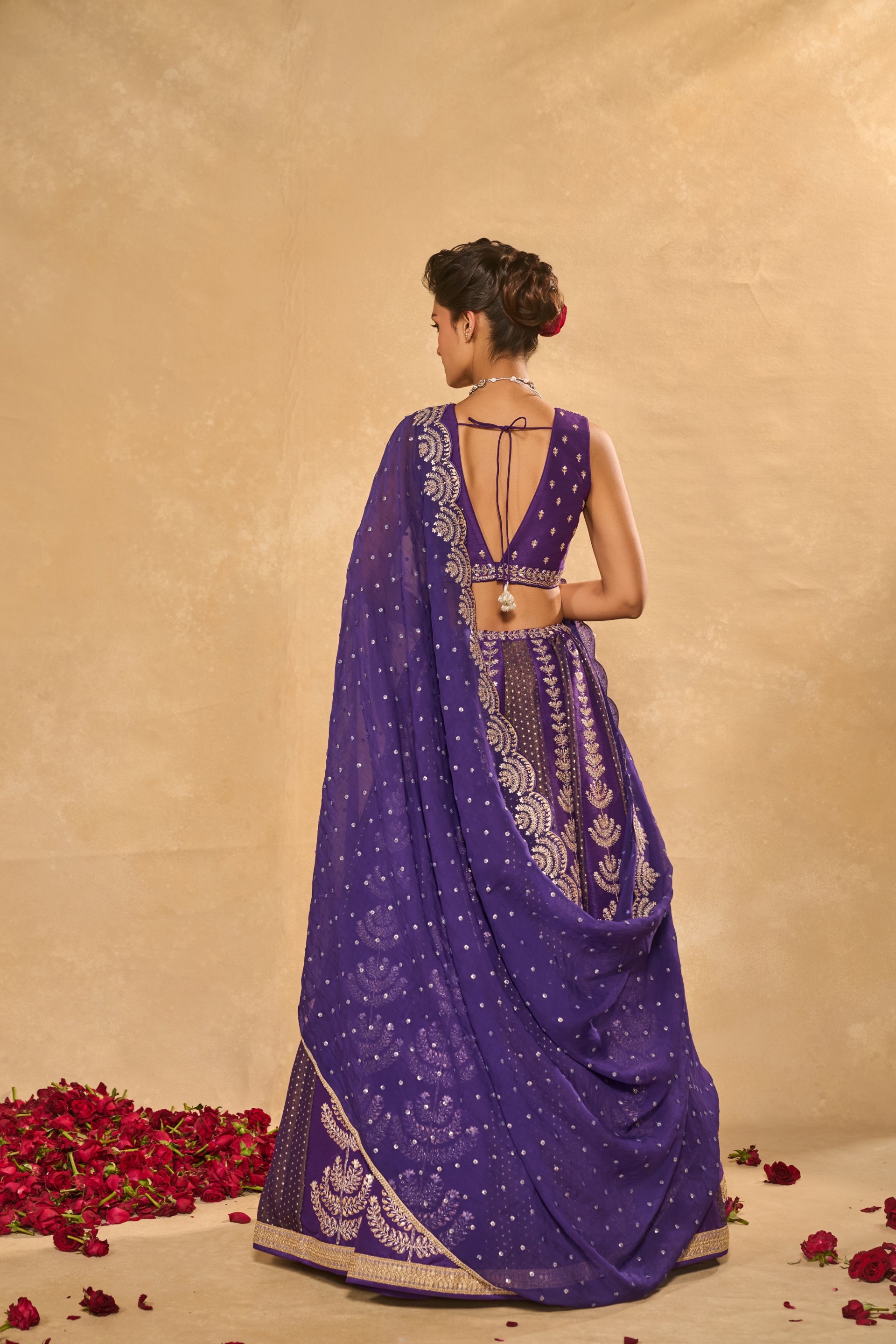 Maitri Lehenga