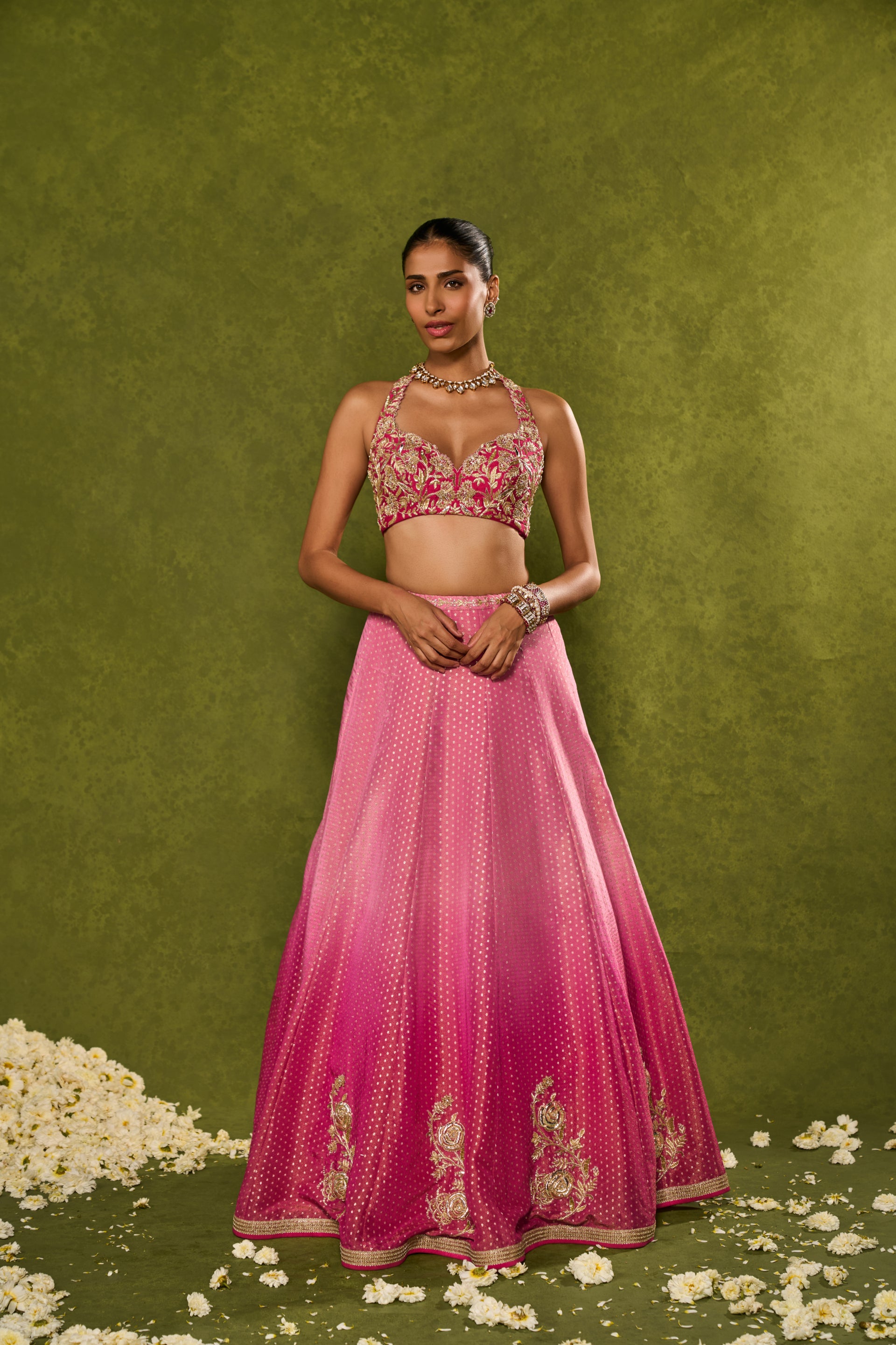 Inara Lehenga