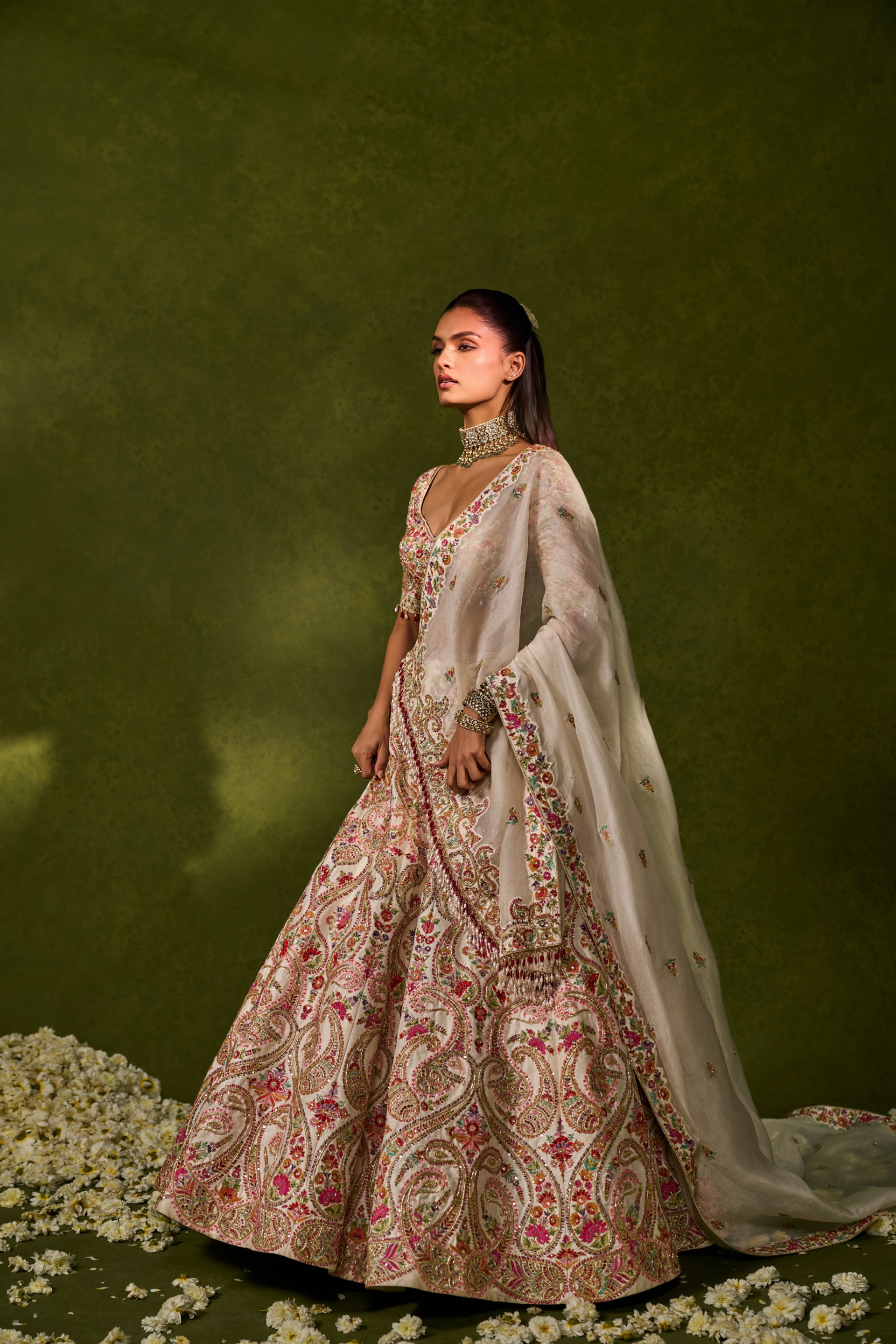 Saisha Lehenga