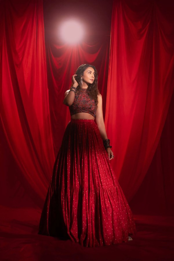 Akhaj Lehenga