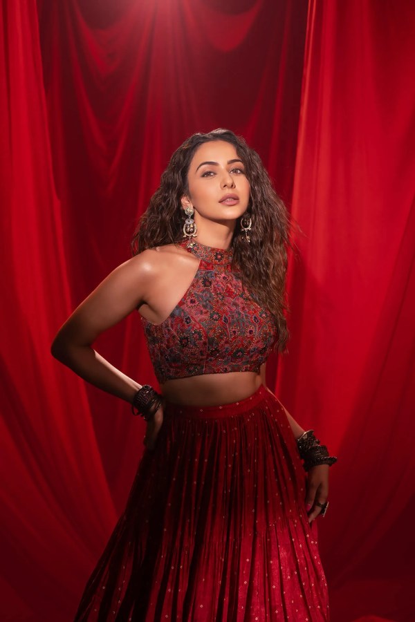 Akhaj Lehenga