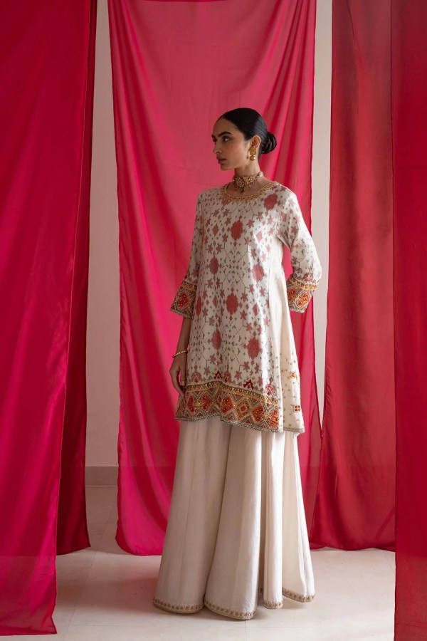 Ivory Patola Kurta