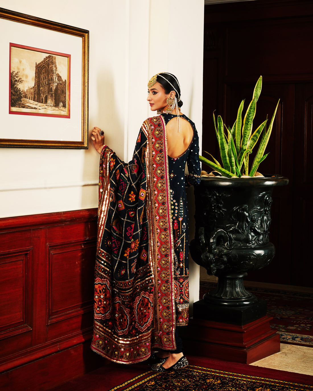 Saliha Suit