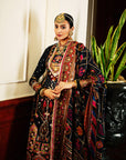 Saliha Suit