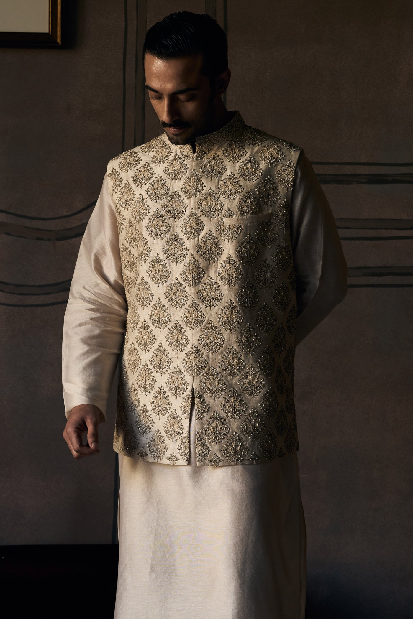 The Rambagh Mogra Bandi Set