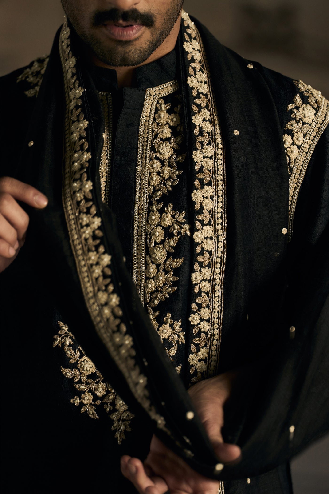 The Midnight Mogra Kurta Set