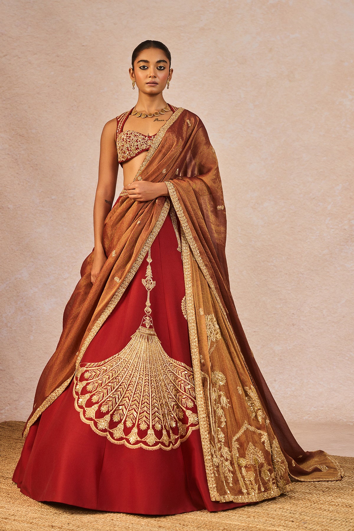 Baat Ban Gayi Lehenga