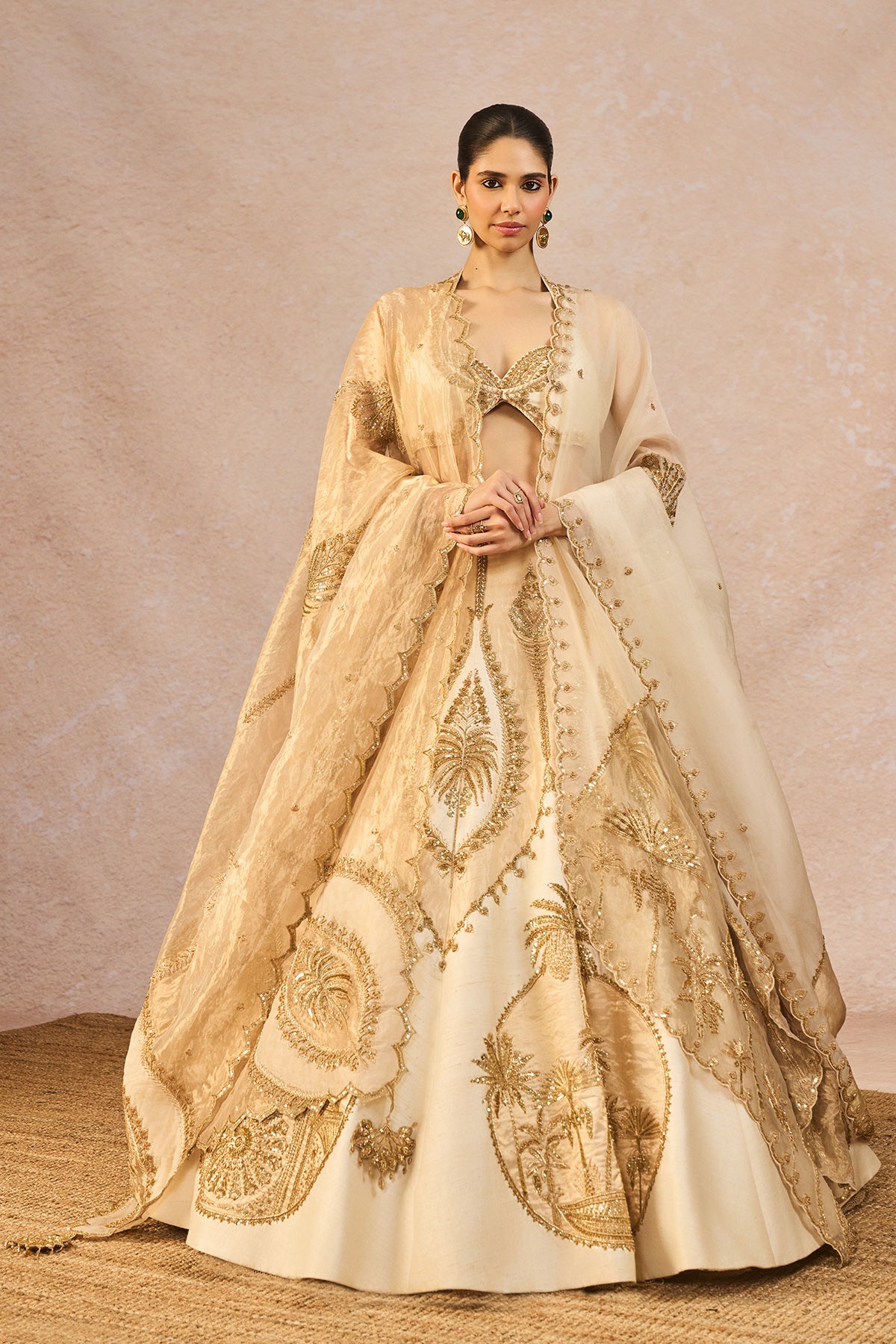 Noor Ban Gaye Lehenga