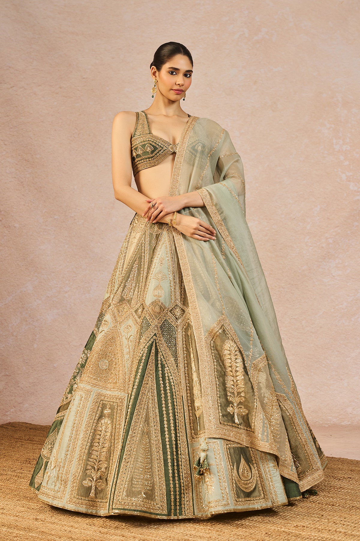 Jaise Koi Sapna Lehenga