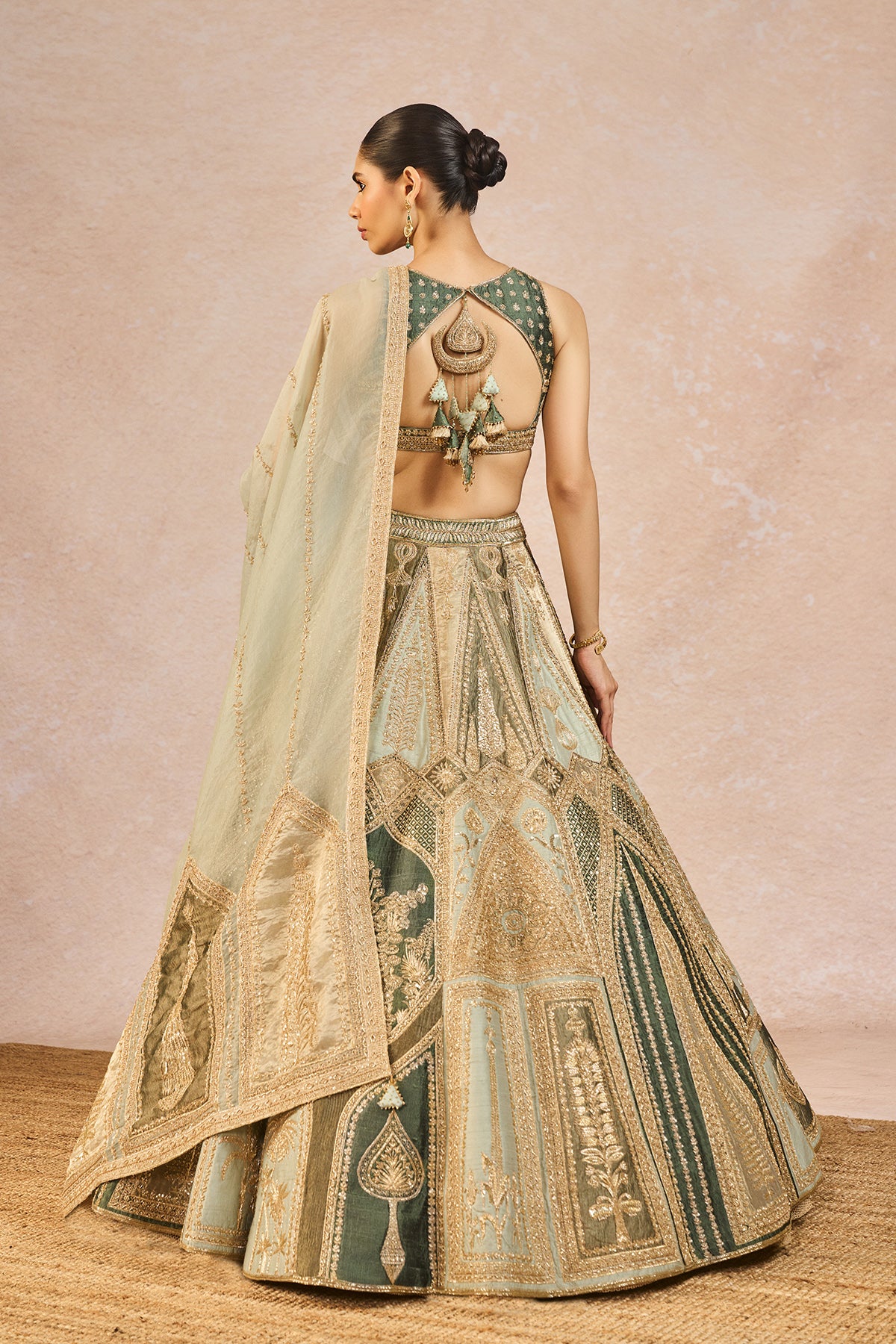 Jaise Koi Sapna Lehenga