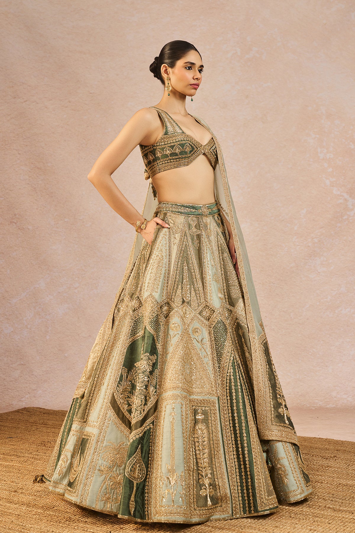 Jaise Koi Sapna Lehenga