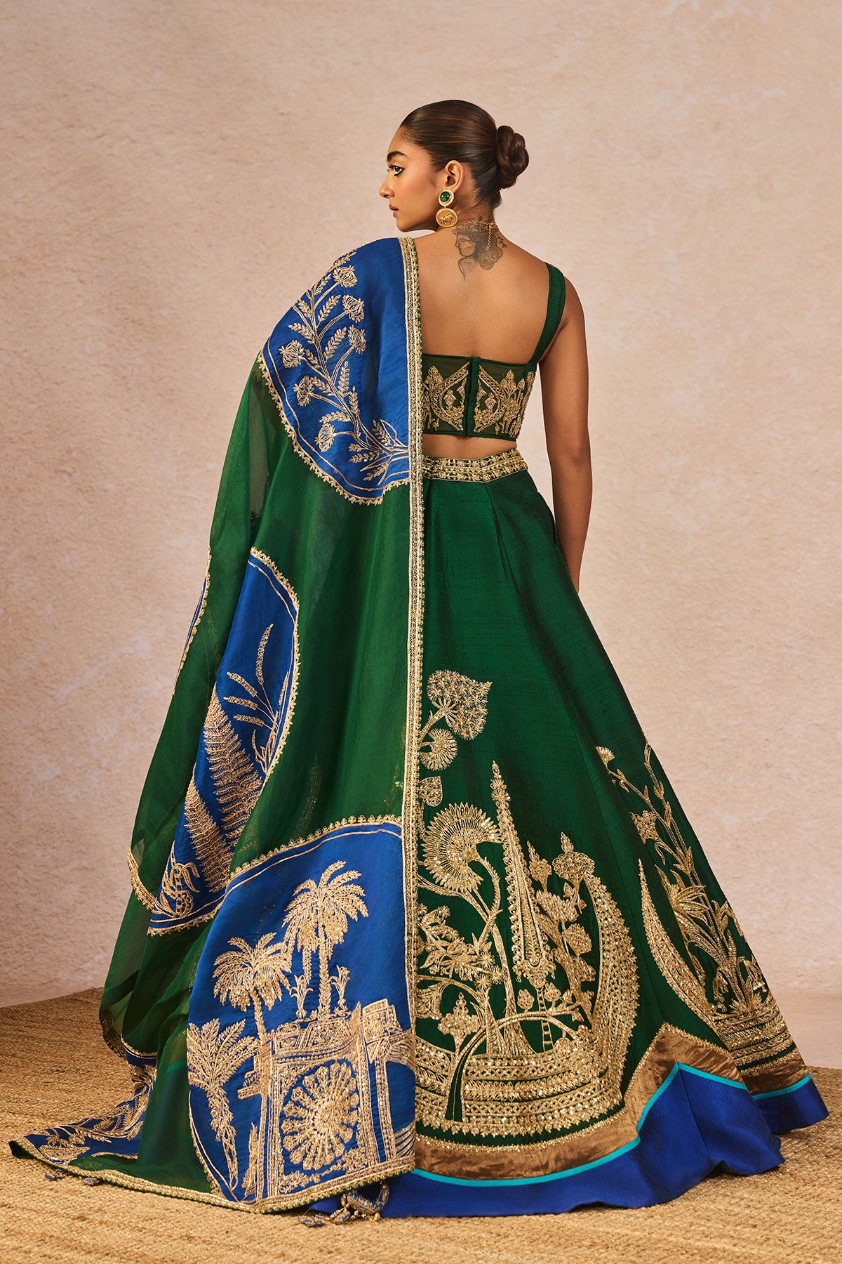 Mehendi Rachke Lehenga