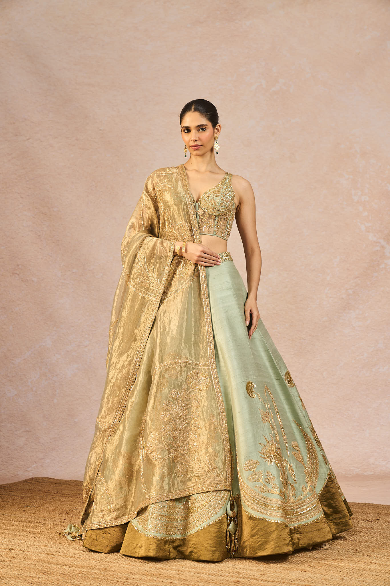 ‘Ikrar Hua’ Lehenga