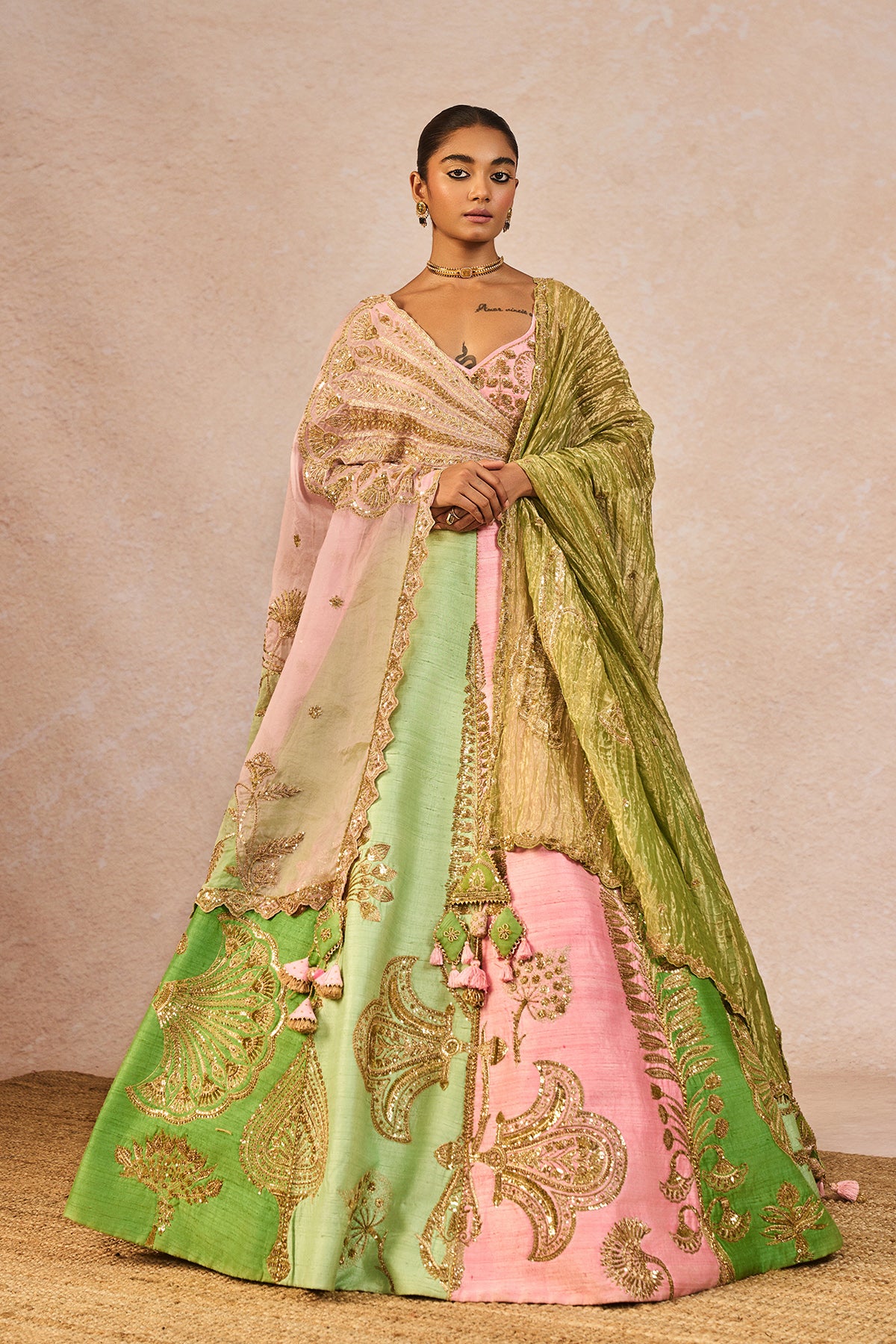 Gulposh Lehenga