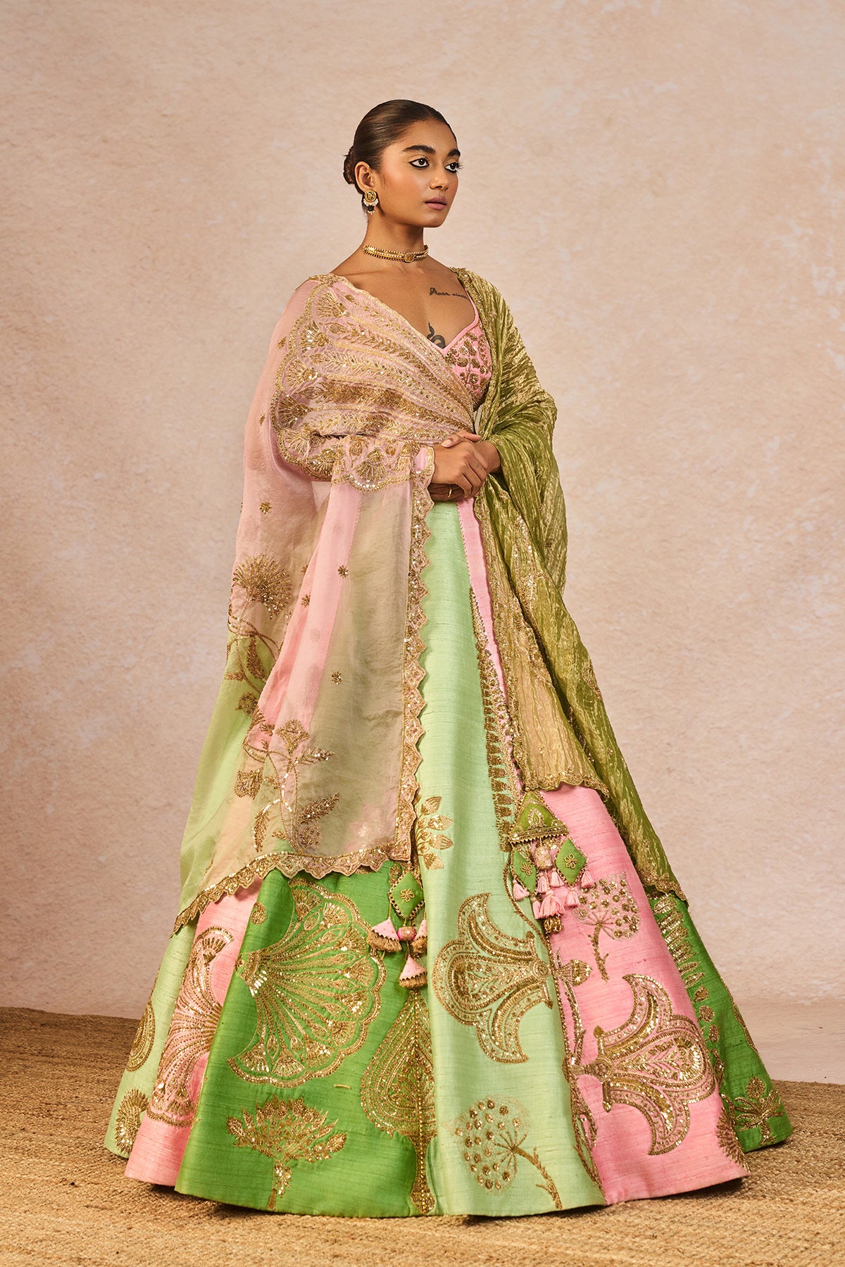 Gulposh Lehenga