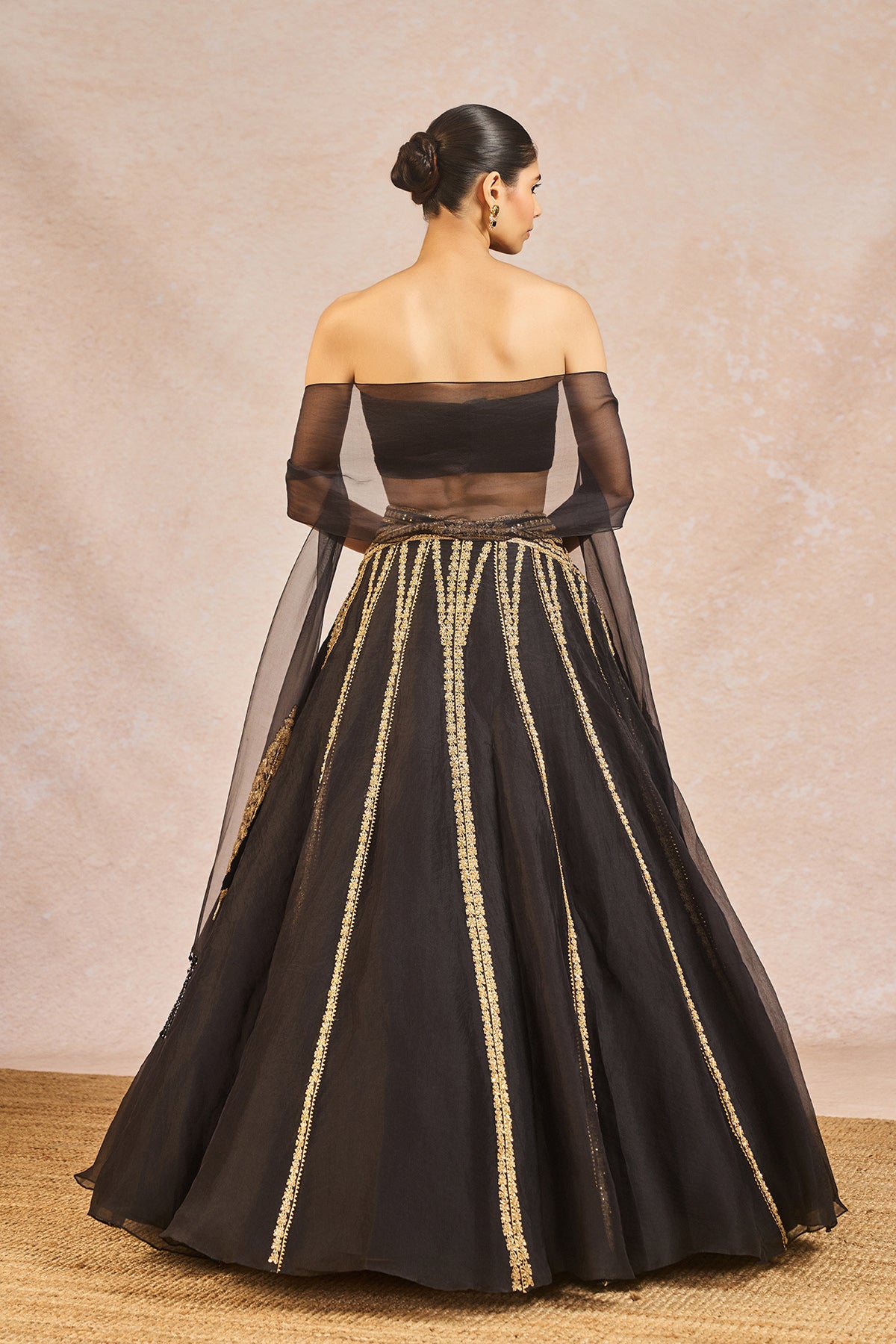 Aankhon Ka Paigam Lehenga