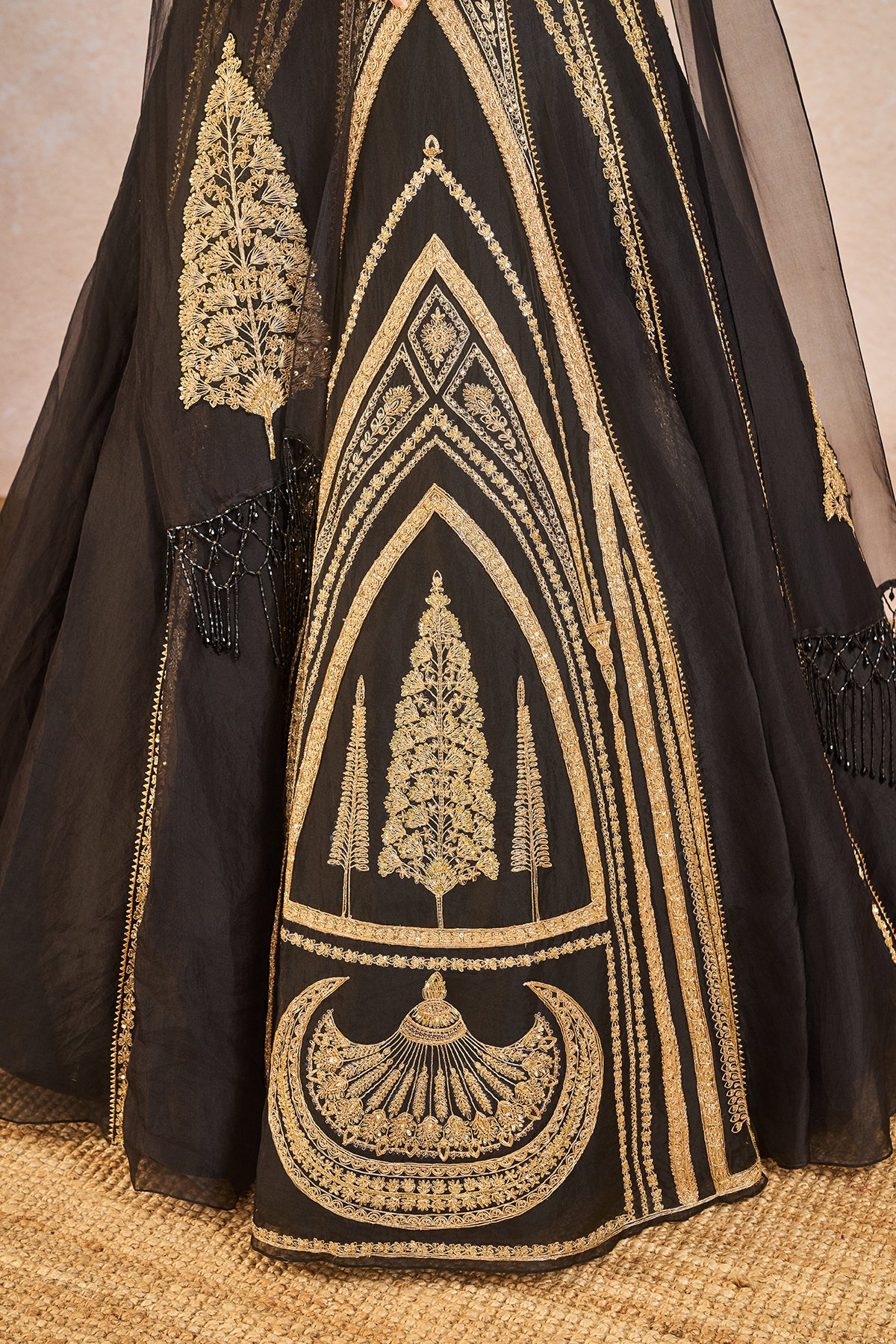 Aankhon Ka Paigam Lehenga