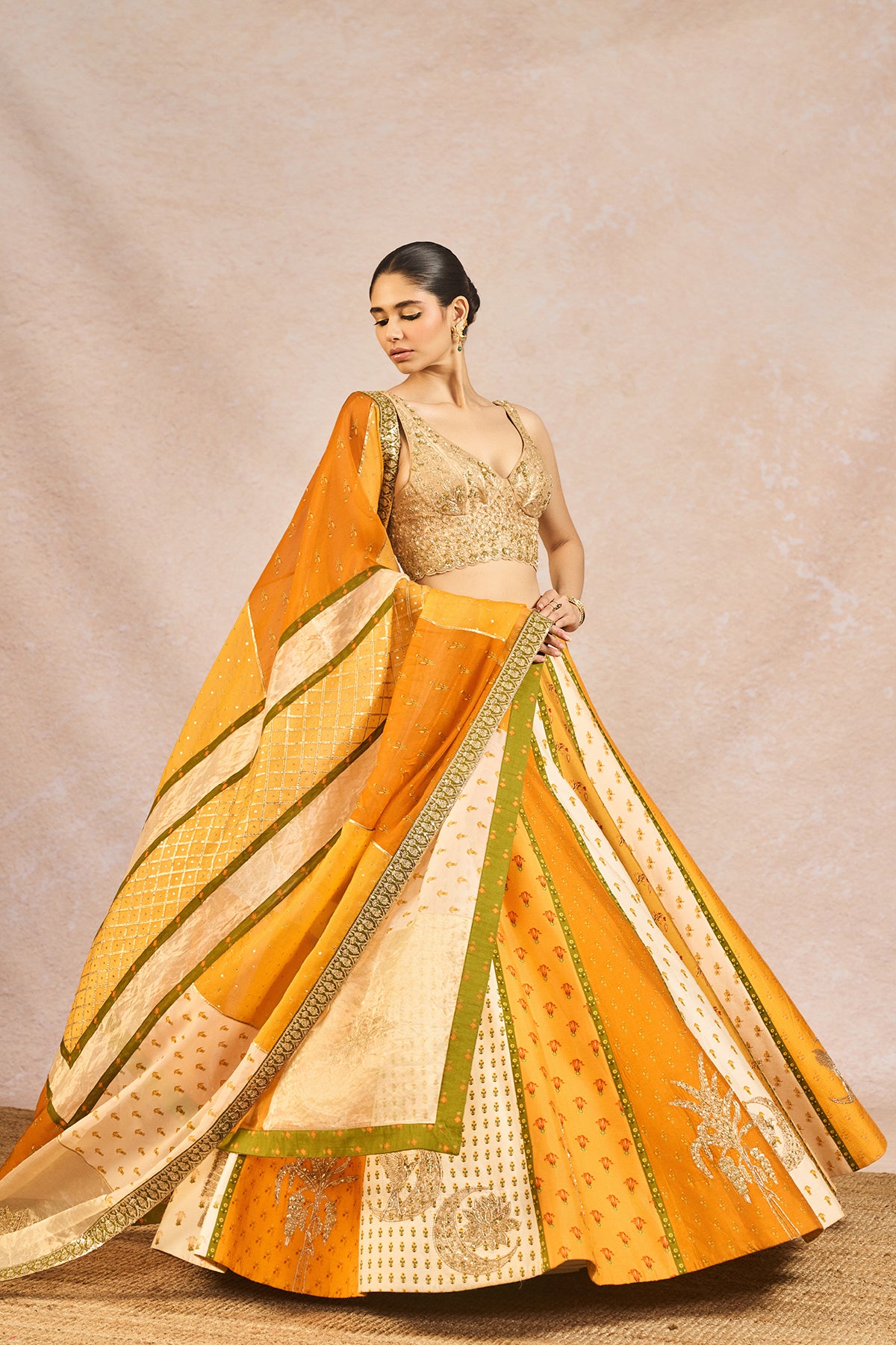 Aur Tum Lehenga Set