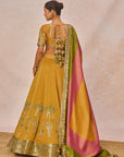 The ‘Ajnabi Ehsaas’ Lehenga Set