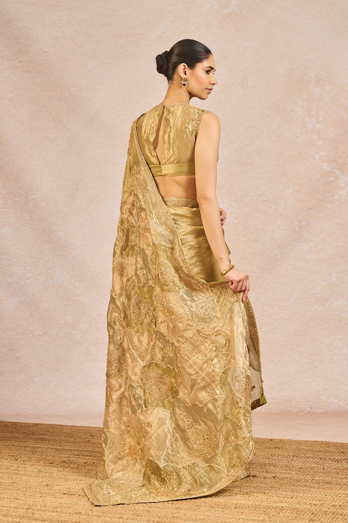 Fasl E Gul Saree