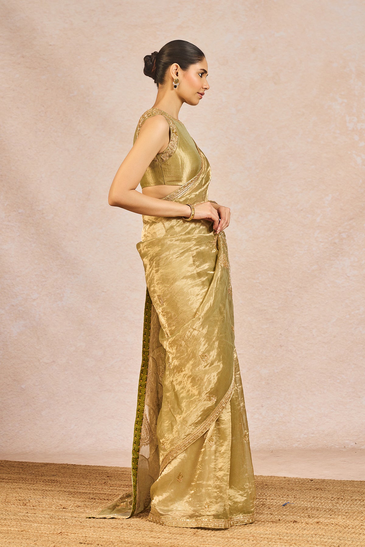 Fasl E Gul Saree