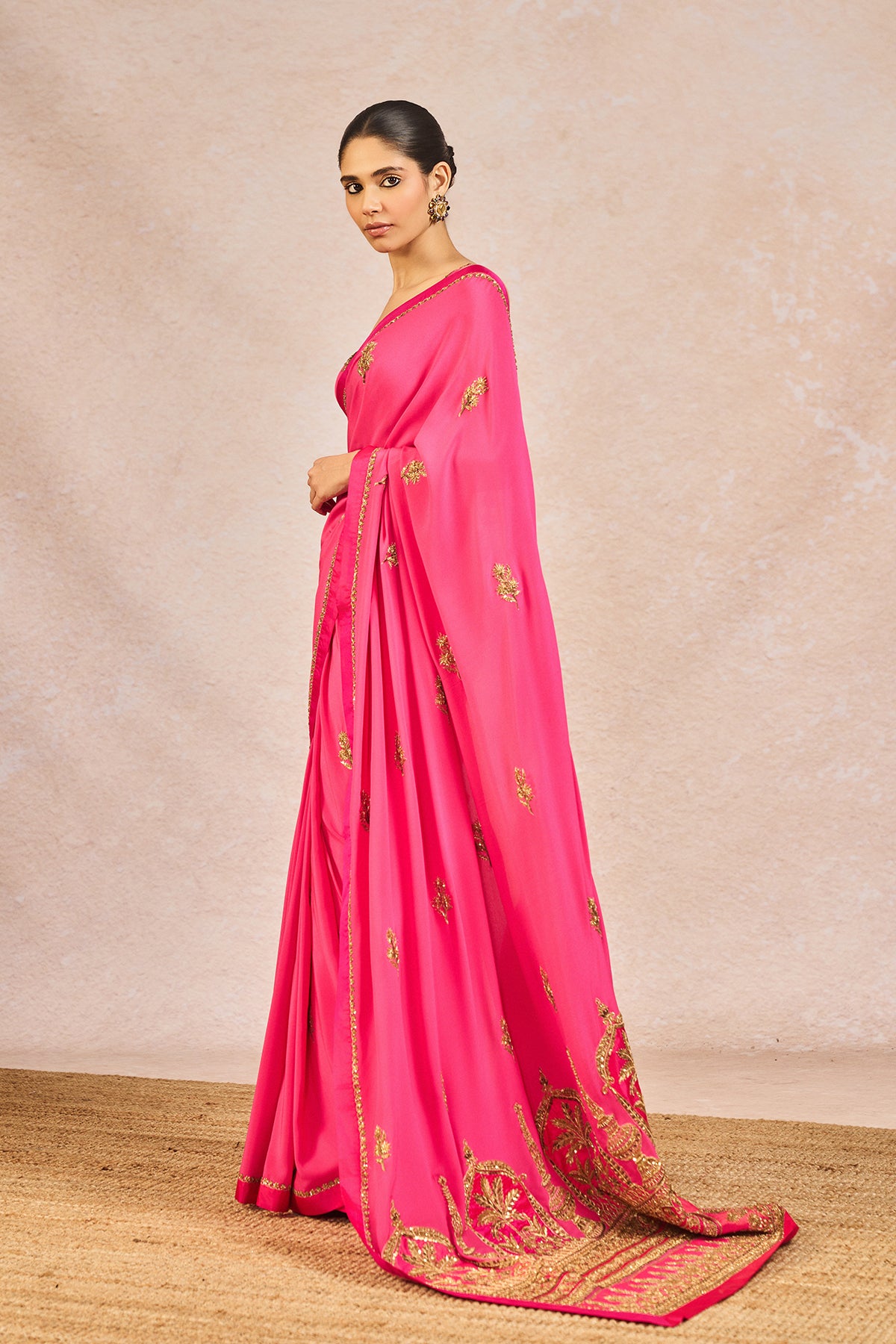 Patakha Saree