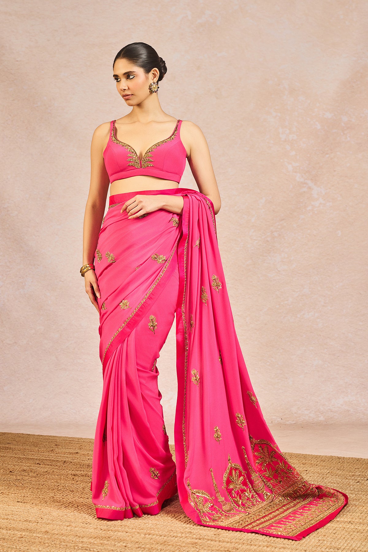 Patakha Saree